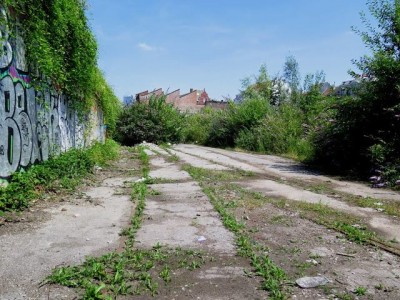 le tunnel existant: une opportunité à saisir! Il est le chaînon essentiel d'un cheminement doux reliant les quartiers. Forest visionnaire?